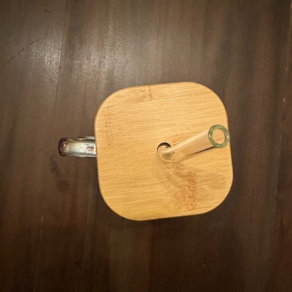 Badass aunties club cup with lid and straw - Picture 2 of 5